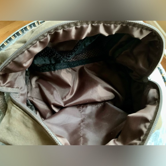 LEVIS TRAVEL / TOILETRY BAG - Picture 3 of 7